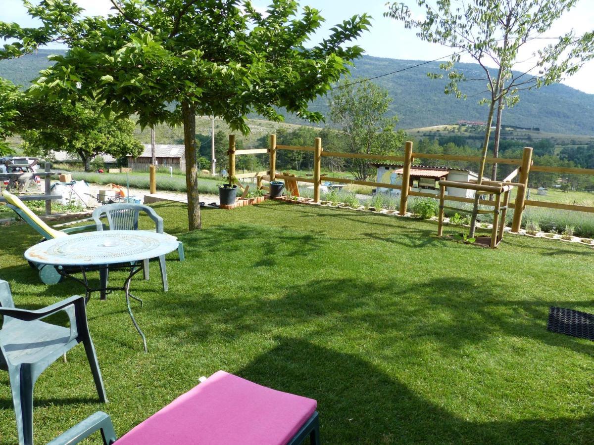 Les Cabanes De Bourras La Palud-sur-Verdon Esterno foto