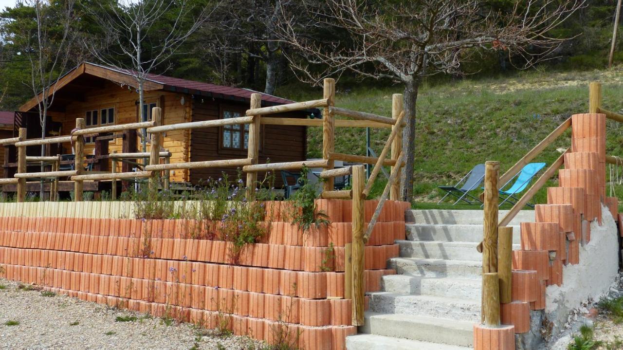 Les Cabanes De Bourras La Palud-sur-Verdon Esterno foto